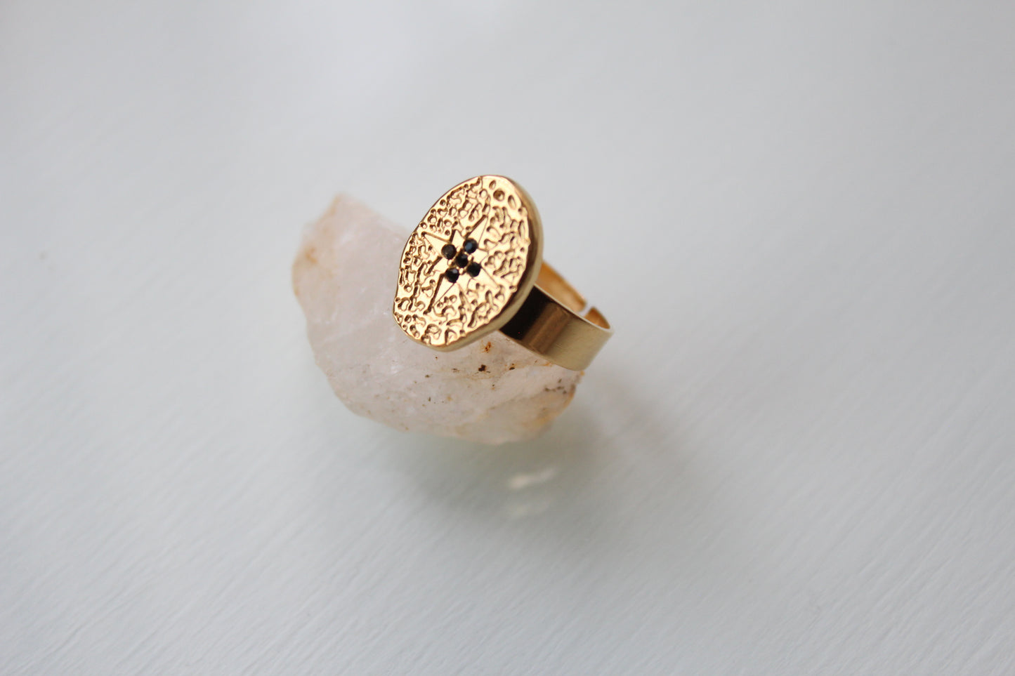 Anillo Duality Black